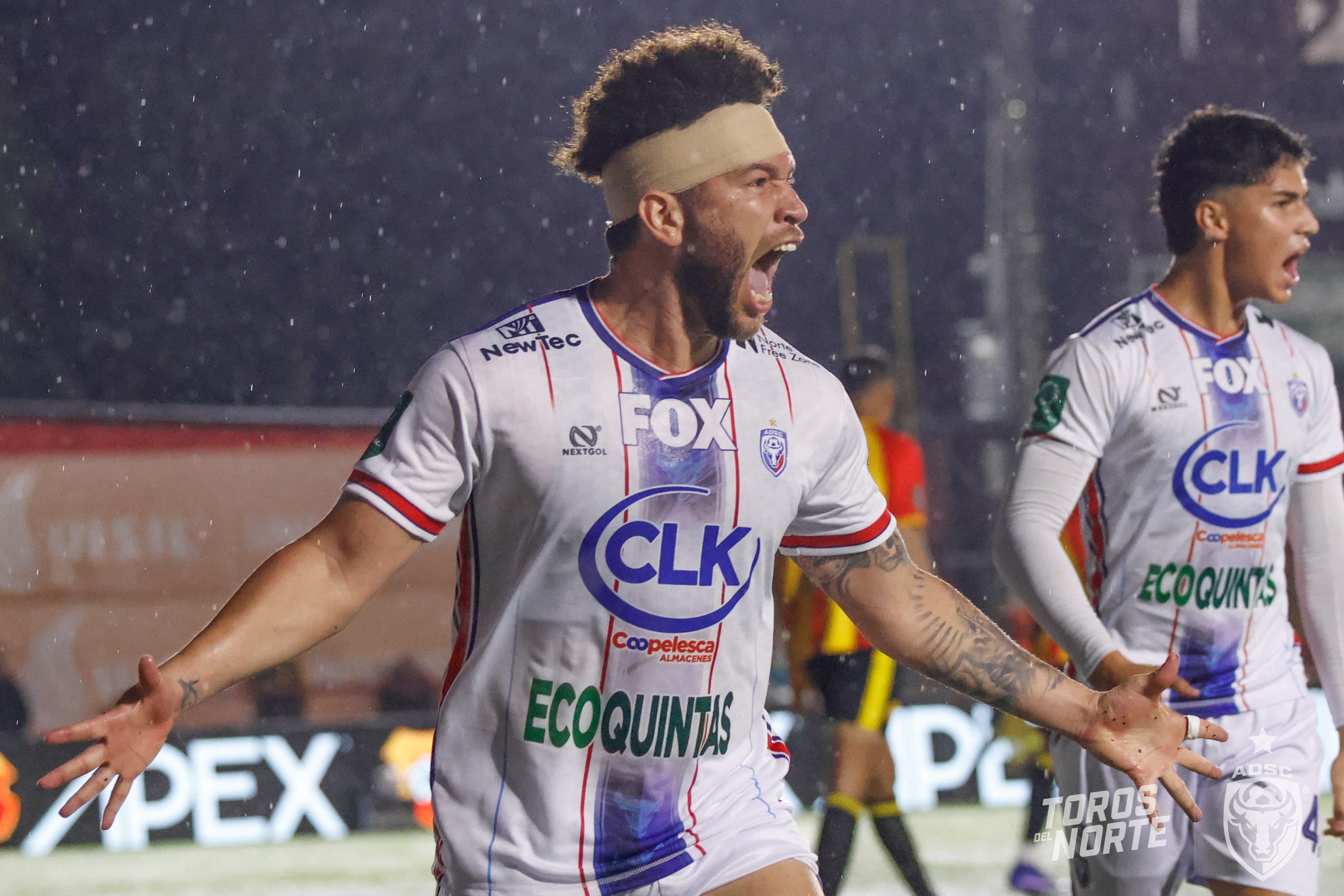San Carlos liquida a Herediano en el Carlos Alvarado y precipita la renuncia de Wanchope